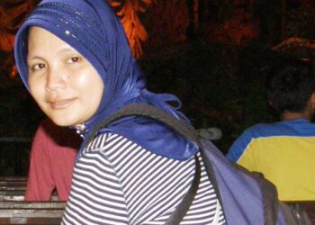 Istri Menangis