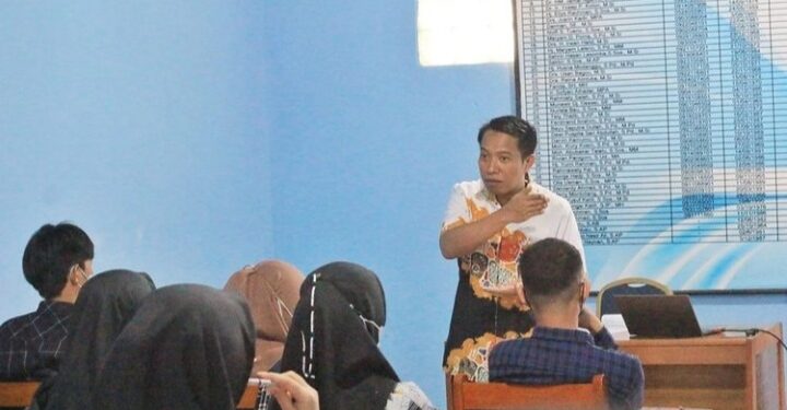Permasalahan Kemiskinan Tidak Bisa Teratasi Jika Kebutaan Literasi Dirawat 